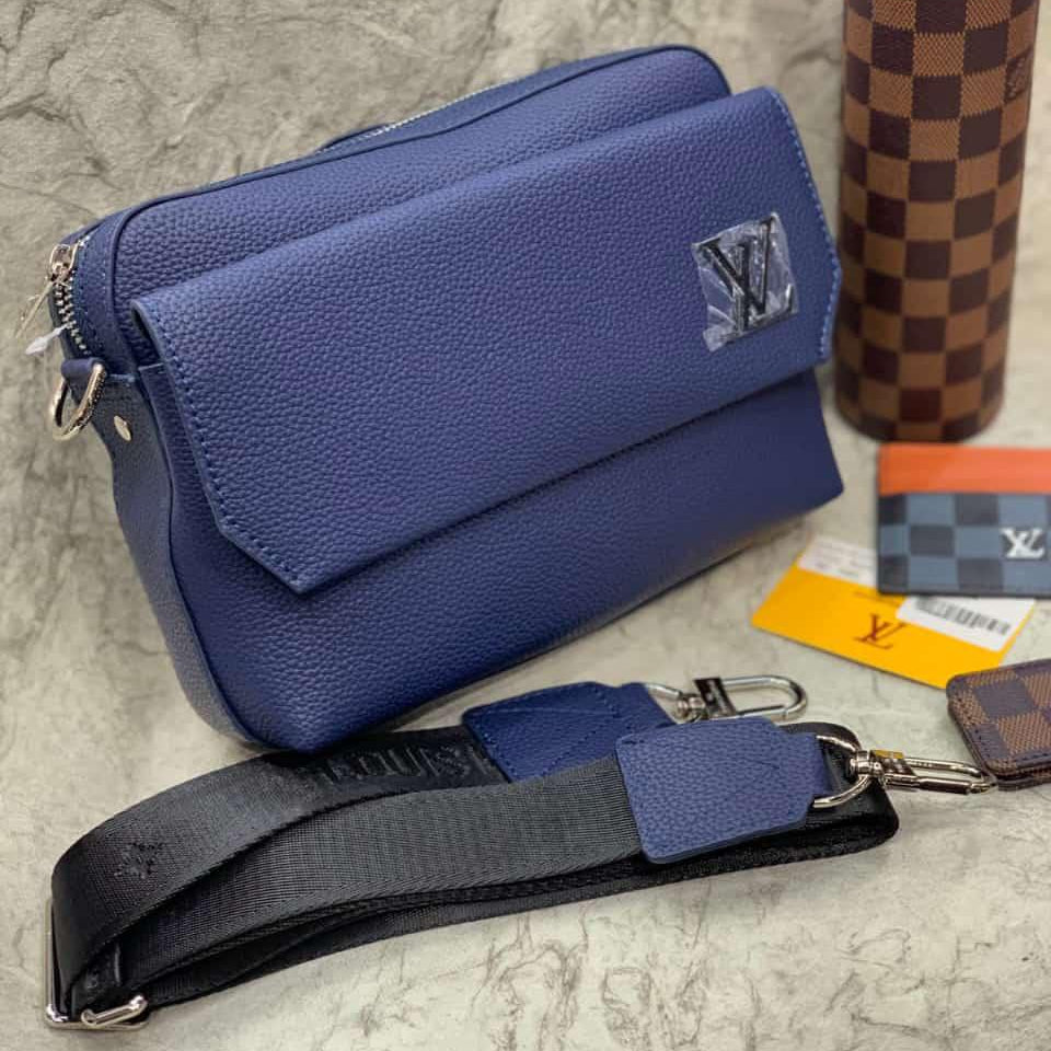 Louis Vuitton Messenger Grained Leather